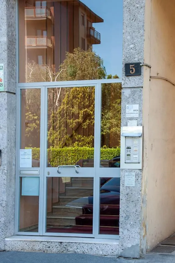 Leonardo Da Vinci Studio Hotel Milan 0*,  Italy